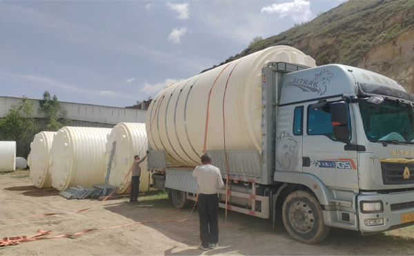 广河立式运输桶装车中